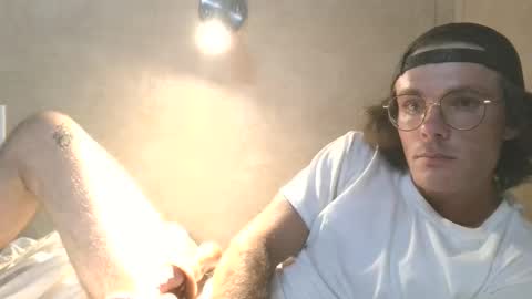 Snapshot of dylp400 chatting on September 8, 10:53 pm dylp400 online show from September 8, 10:53 pm