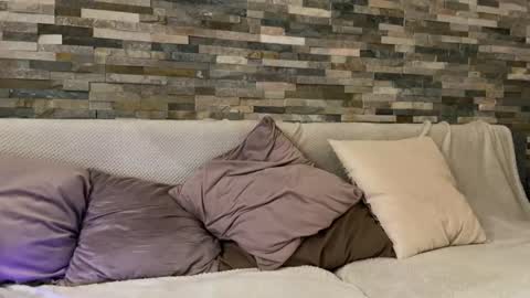 dymonted online show from September 29, 6:24 pm