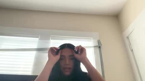 Snapshot of dynasty313 chatting on October 31, 3:24 pm Dynasty online show from October 31, 3:24 pm