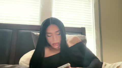 Snapshot of dynasty313 chatting on November 3, 6:09 pm Dynasty online show from November 3, 6:09 pm