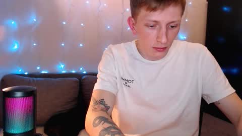 Snapshot of dyrinda chatting on September 30, 9:42 pm Julia and Dima online show from September 30, 9:42 pm