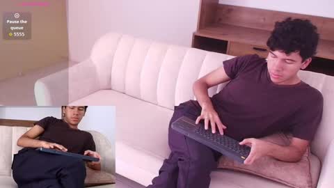 John online show from September 23, 12:30 pm