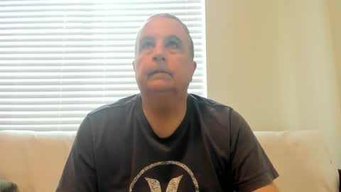 Snapshot of e_rectiom chatting on March 5, 8:42 pm Mr Wonderful online show from March 5, 8:42 pm