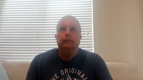 Snapshot of e_rectiom chatting on November 12, 9:47 pm Mr Wonderful online show from November 12, 9:47 pm