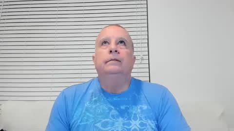 Snapshot of e_rectiom chatting on December 2, 2:34 pm Mr Wonderful online show from December 2, 2:34 pm