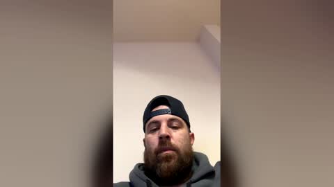 Snapshot of east2westcoast chatting on December 13, 11:43 pm east2westcoast online show from December 13, 11:43 pm