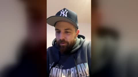 Snapshot of east2westcoast chatting on December 14, 11:53 pm east2westcoast online show from December 14, 11:53 pm