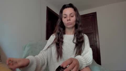 Snapshot of easyacee chatting on October 15, 10:59 am easyacee online show from October 15, 10:59 am