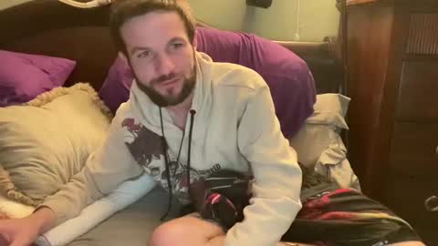 Snapshot of easytrippy69 chatting on November 14, 9:46 pm Easytrippy69 online show from November 14, 9:46 pm