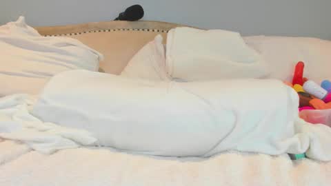 Allison online show from December 18, 7:41 pm