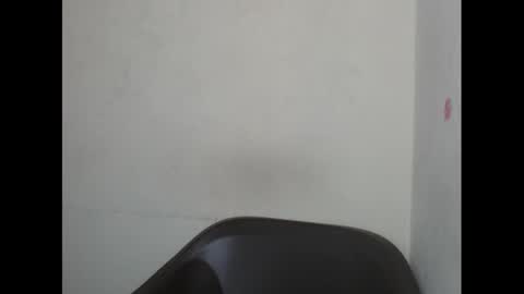 eatuupx online show from December 19, 1:07 pm