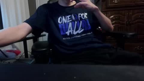 eazyduzit24 online show from April 14, 7:14 am