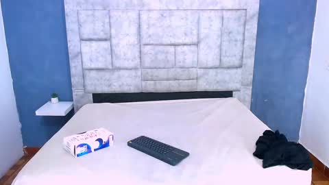 Snapshot of eban_dustan chatting on December 10, 1:22 am Eban online show from December 10, 1:22 am
