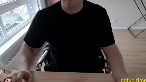 Snapshot of eblidator chatting on January 19, 9:44 am Vaco Eblidator online show from January 19, 9:44 am