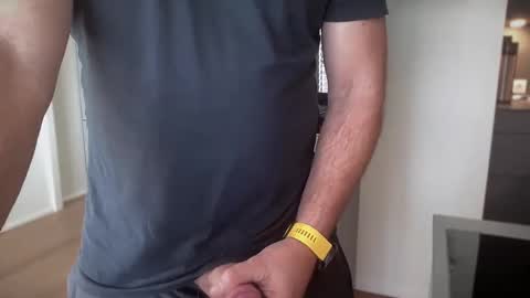 Snapshot of ebnk15 chatting on December 2, 10:18 am ebnk15 online show from December 2, 10:18 am