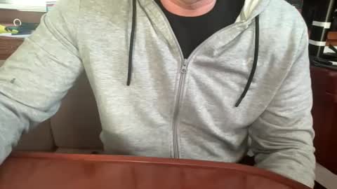 Snapshot of ebnk15 chatting on December 21, 8:10 am ebnk15 online show from December 21, 8:10 am