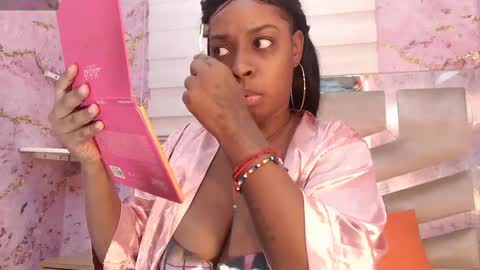 Snapshot of ebonnyhotvip chatting on February 12, 12:01 pm ebonnyhotvip online show from February 12, 12:01 pm