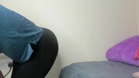 Snapshot of ebony_arya chatting on May 25, 8:53 am Arya online show from May 25, 8:53 am