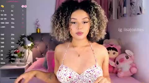 Snapshot of ebony_curly2 chatting on July 26, 9:00 pm isa online show from July 26, 9:00 pm