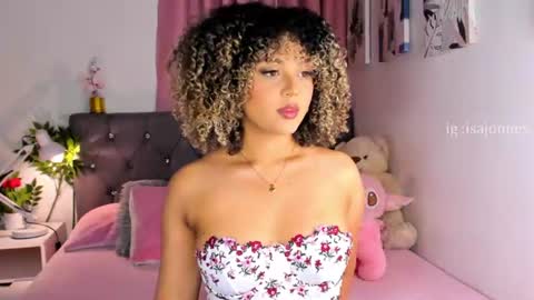 Snapshot of ebony_curly2 chatting on July 30, 7:57 pm isa online show from July 30, 7:57 pm