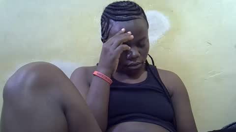 ebony_cutiee online show from May 15, 6:42 am