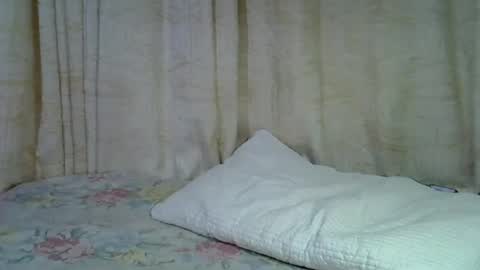 Snapshot of ebony_dessy chatting on July 24, 8:29 pm Desire online show from July 24, 8:29 pm