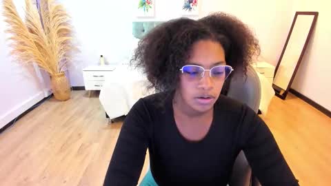 Snapshot of ebony_fantasy2 chatting on October 9, 11:52 am ebony_fantasy2 online show from October 9, 11:52 am