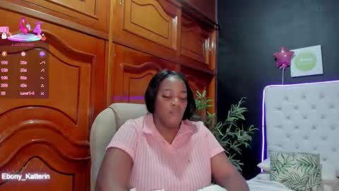 Snapshot of ebony_katterin chatting on February 9, 11:36 am ebony_katterin online show from February 9, 11:36 am