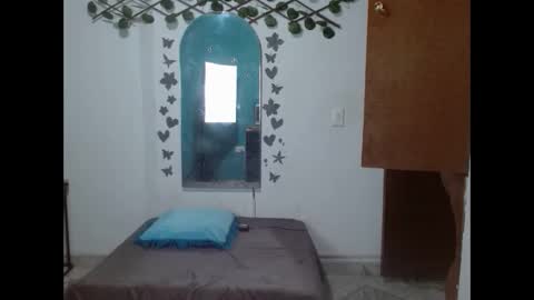 ebony_luna1 online show from March 23, 5:28 pm