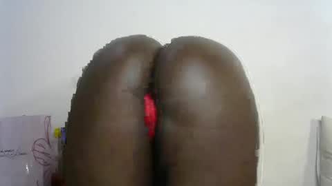 ebony_lynne online show from April 8, 1:05 am