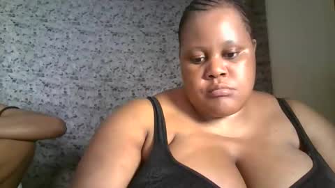 Snapshot of ebony_magixs chatting on September 18, 1:40 am ebony_magixs online show from September 18, 1:40 am