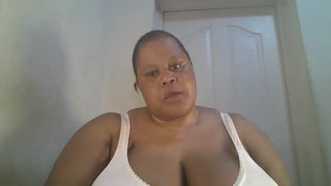 Snapshot of ebony_magixs chatting on September 26, 5:55 am ebony_magixs online show from September 26, 5:55 am
