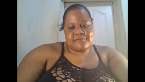 Snapshot of ebony_magixs chatting on September 30, 1:43 am ebony_magixs online show from September 30, 1:43 am