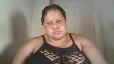 Snapshot of ebony_magixs chatting on October 3, 2:52 am ebony_magixs online show from October 3, 2:52 am