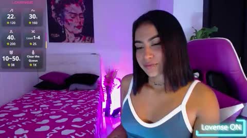 Snapshot of ebony_moon1 chatting on October 12, 2:49 pm moon online show from October 12, 2:49 pm