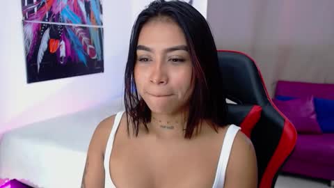 Snapshot of ebony_moon1 chatting on October 13, 1:55 pm moon online show from October 13, 1:55 pm