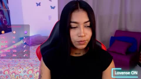 Snapshot of ebony_moon1 chatting on October 17, 2:08 pm moon online show from October 17, 2:08 pm