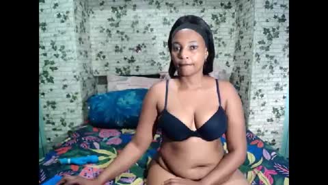 Snapshot of ebony_seduction00 chatting on May 11, 5:57 am ebony_seduction00 online show from May 11, 5:57 am