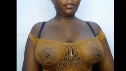 Snapshot of ebony_sexy_queen chatting on October 18, 6:26 am Racheal online show from October 18, 6:26 am