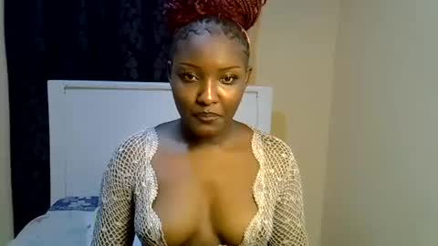 Snapshot of ebonybarbieee chatting on June 13, 11:19 am Barbie online show from June 13, 11:19 am