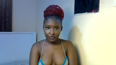 Snapshot of ebonybarbieee chatting on June 24, 6:40 pm Barbie online show from June 24, 6:40 pm