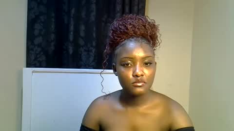 Snapshot of ebonybarbieee chatting on July 12, 7:38 pm Barbie online show from July 12, 7:38 pm