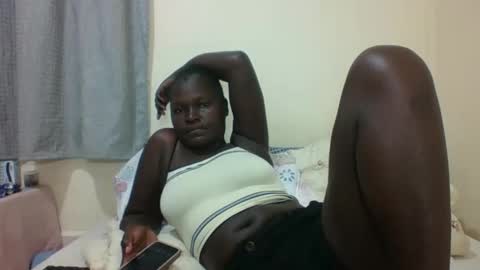 Snapshot of ebonyblack28 chatting on September 16, 9:38 pm MELVINE online show from September 16, 9:38 pm