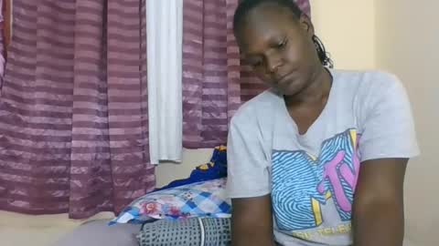 Snapshot of ebonyblack28 chatting on October 8, 9:12 pm MELVINE online show from October 8, 9:12 pm