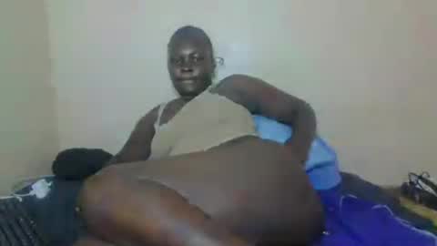 Snapshot of ebonyblack28 chatting on June 23, 7:45 pm MELVINE online show from June 23, 7:45 pm