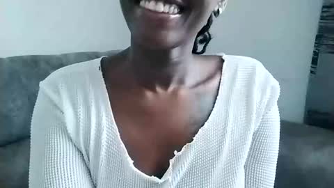 Ebony Melanie online show from March 4, 1:49 pm