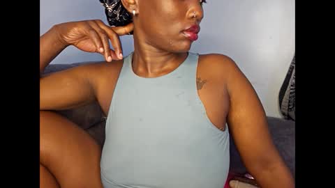 Ebony Melanie online show from October 7, 12:30 am