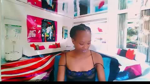 Snapshot of ebonycreamy69 chatting on December 20, 12:41 am Nova online show from December 20, 12:41 am