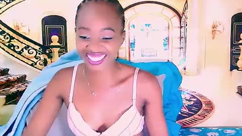 Snapshot of ebonycreamy69 chatting on December 30, 7:26 am Nova online show from December 30, 7:26 am