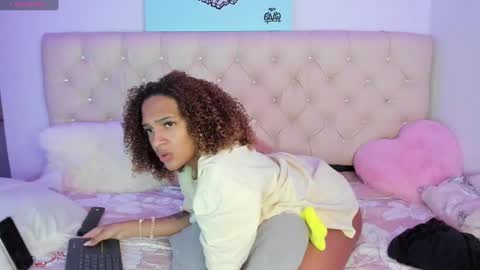 Snapshot of ebonygoddes03 chatting on February 11, 1:20 am Queen Ebony online show from February 11, 1:20 am